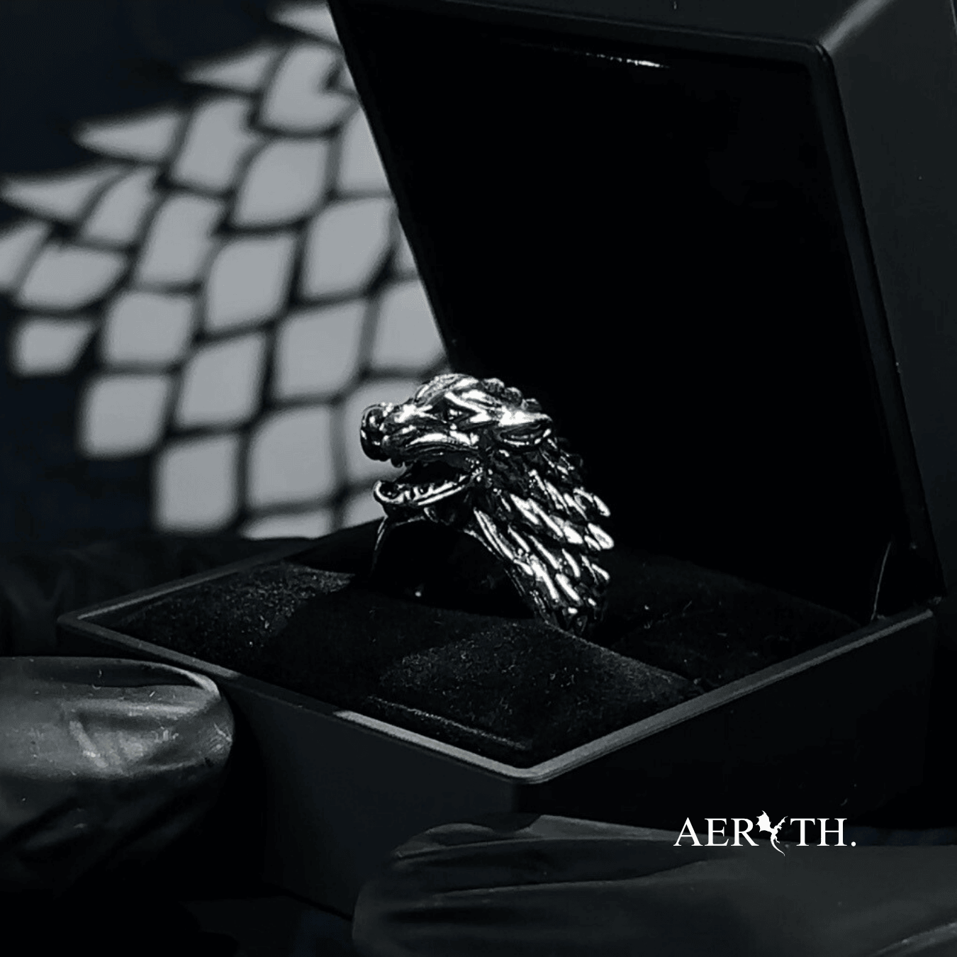 AERYTH™ Stark Sigil Ring